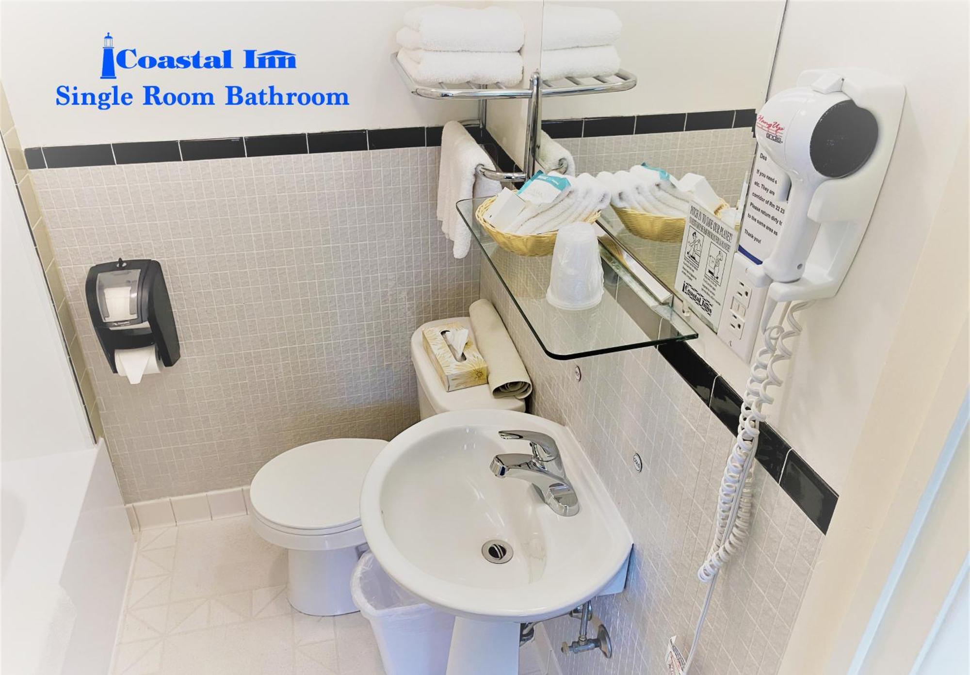 Coastal Inn Антигониш Екстериор снимка