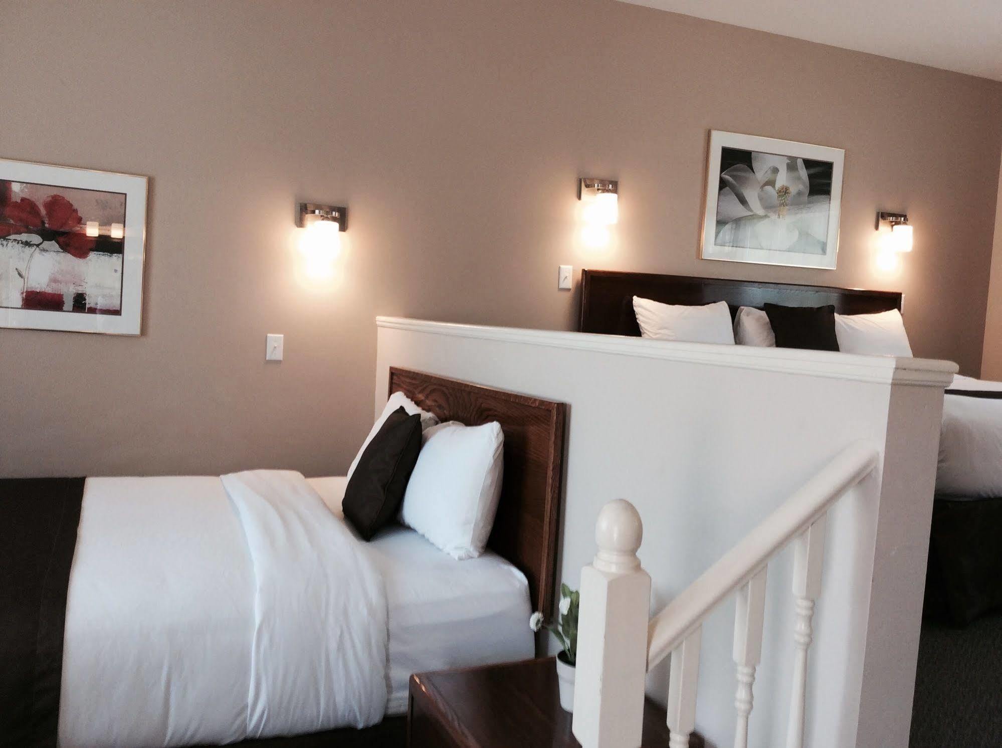 Coastal Inn Антигониш Екстериор снимка